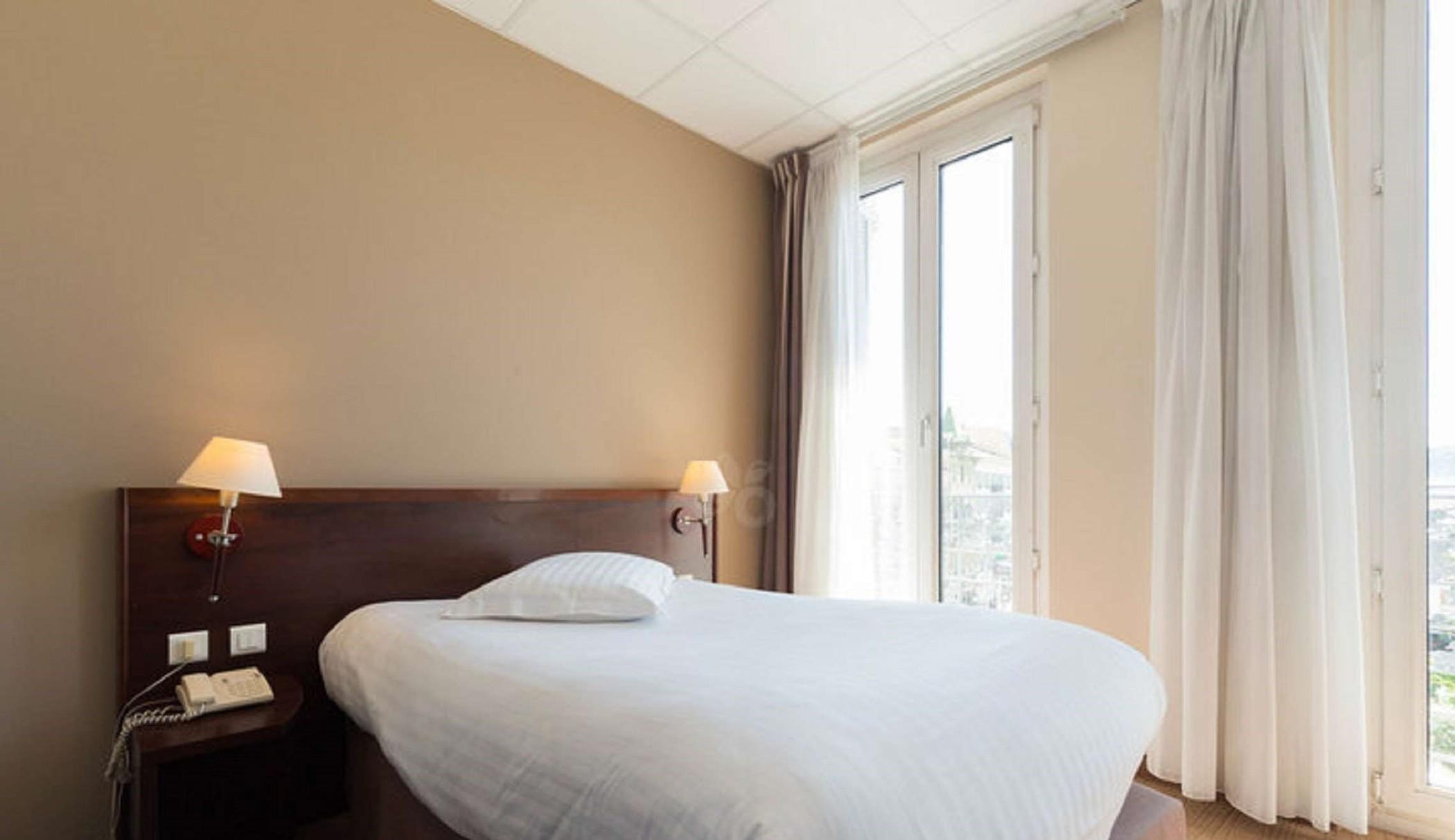 Hotel Le Noailles Nice Gare Экстерьер фото