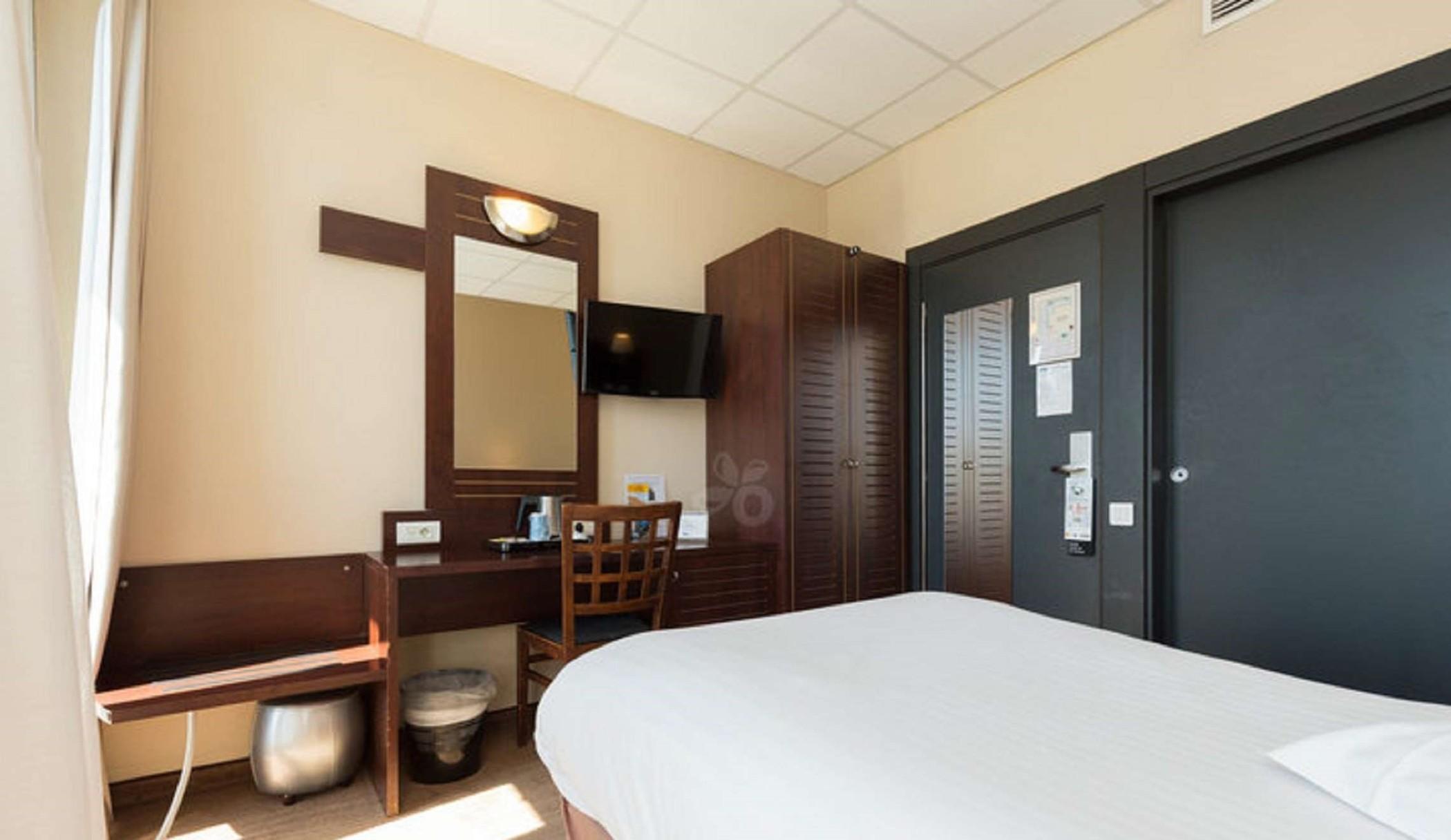 Hotel Le Noailles Nice Gare Экстерьер фото